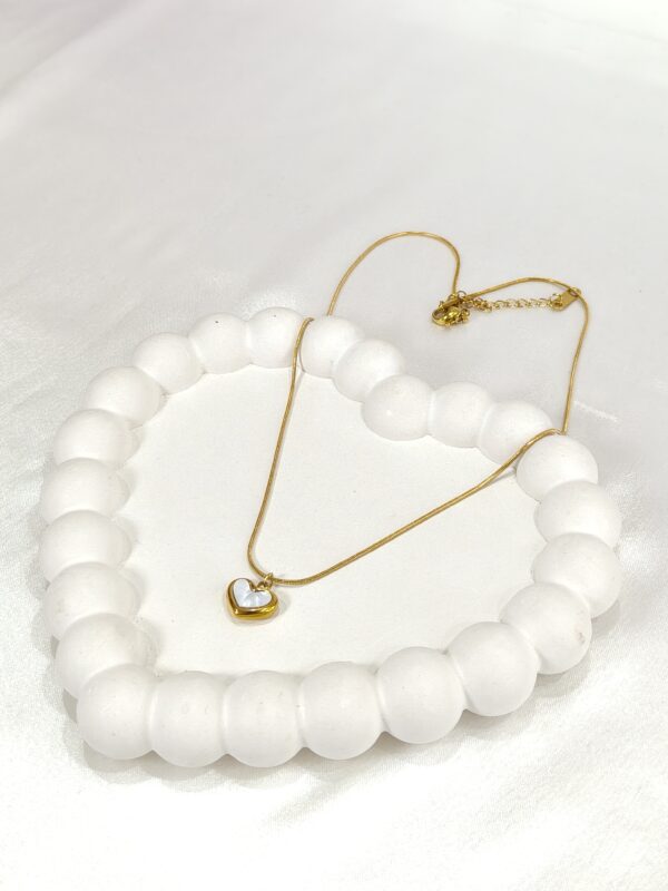Elegant gold plated heart chain